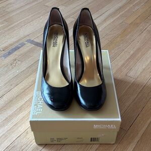 Michael Kors Pressley Black Patent Women's Heels size 9.5